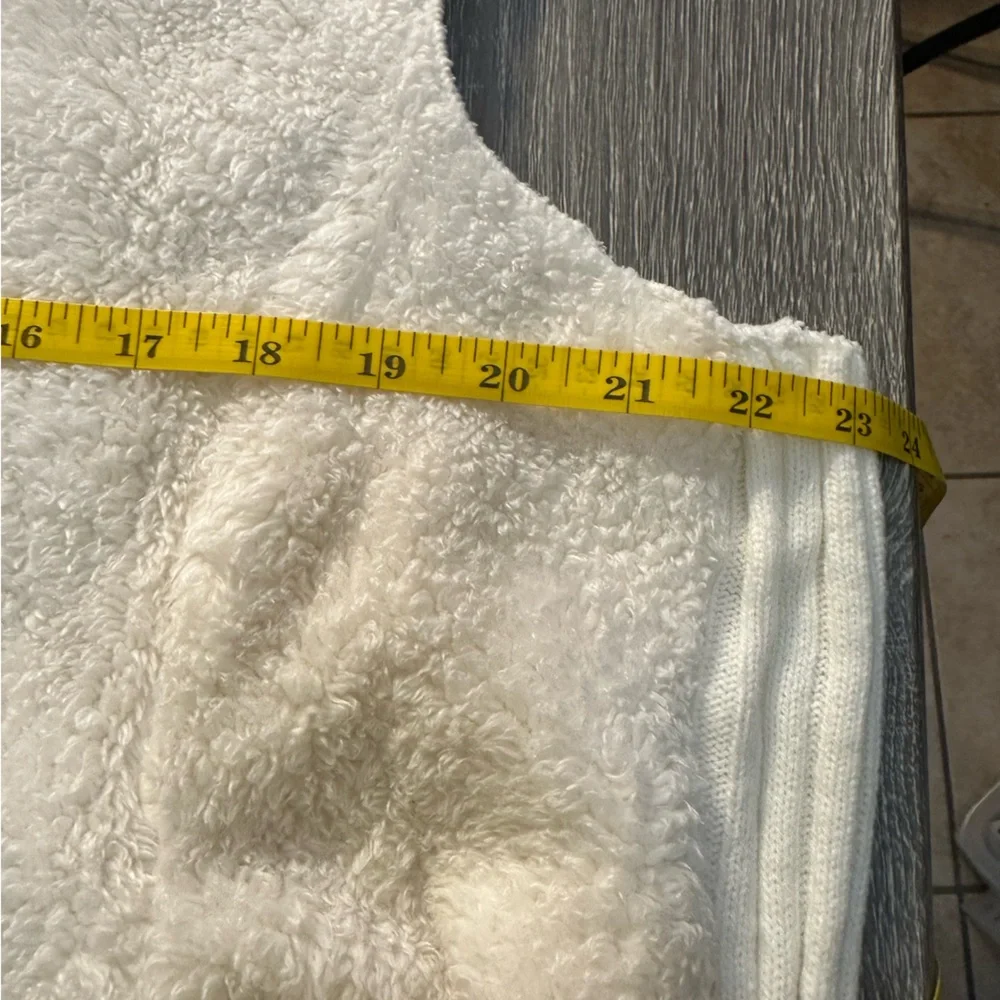 Love Tree Cream Fleece Vest - Picture 7 of 8
